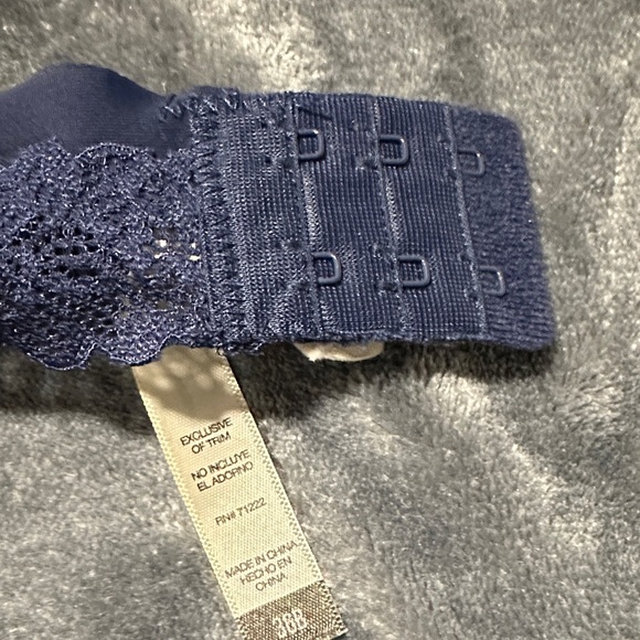 NWOT 3-Pack size 36B Lucky Brand Women's Lace Trim Bras - Navy, Pink, & Cream. - Picture 10 of 11
